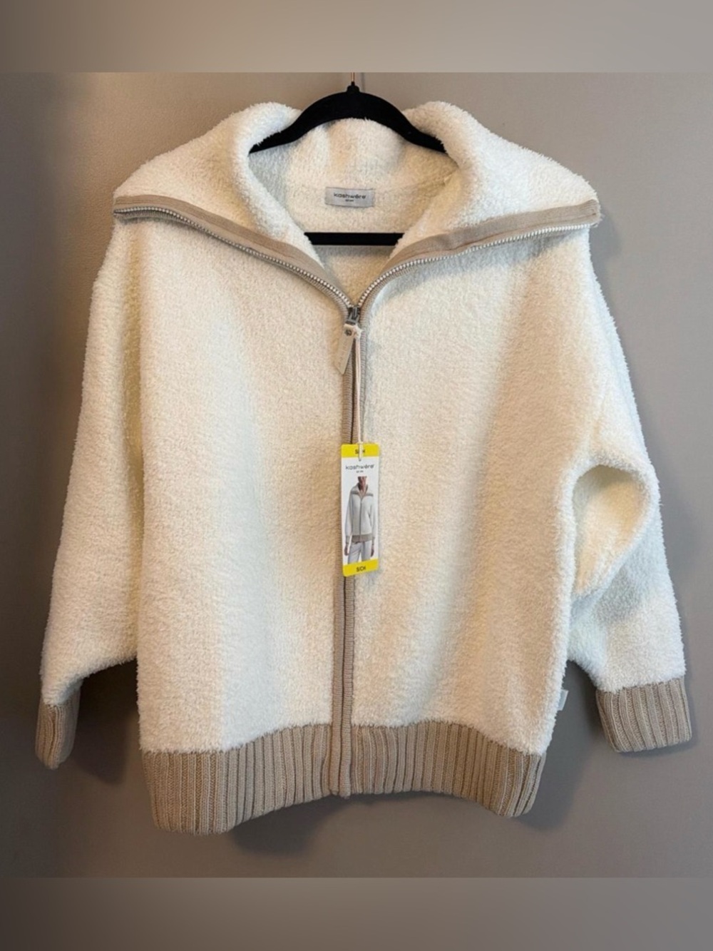 Kashwere✨🤍🤎Cozy Cream Zip-Front Women’s Sweater Jacket